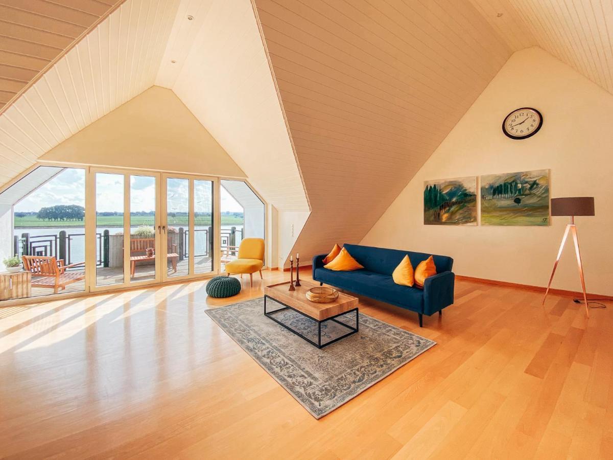 Rheinloft 3 - Grosse Giebelwohnung Mit Dachterrassen An Der Rheinpromenade Emmerich Ngoại thất bức ảnh