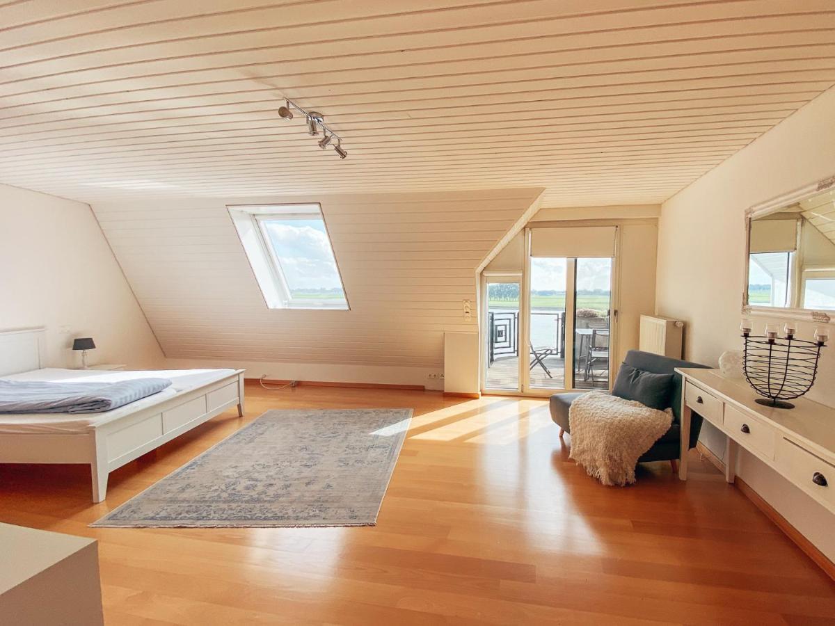 Rheinloft 3 - Grosse Giebelwohnung Mit Dachterrassen An Der Rheinpromenade Emmerich Ngoại thất bức ảnh